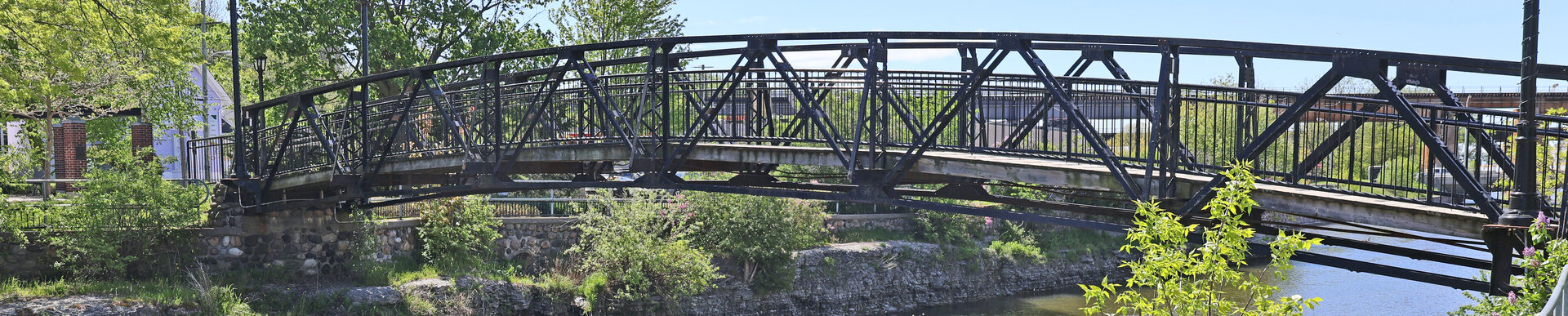 Port Hope pedestrian bridge